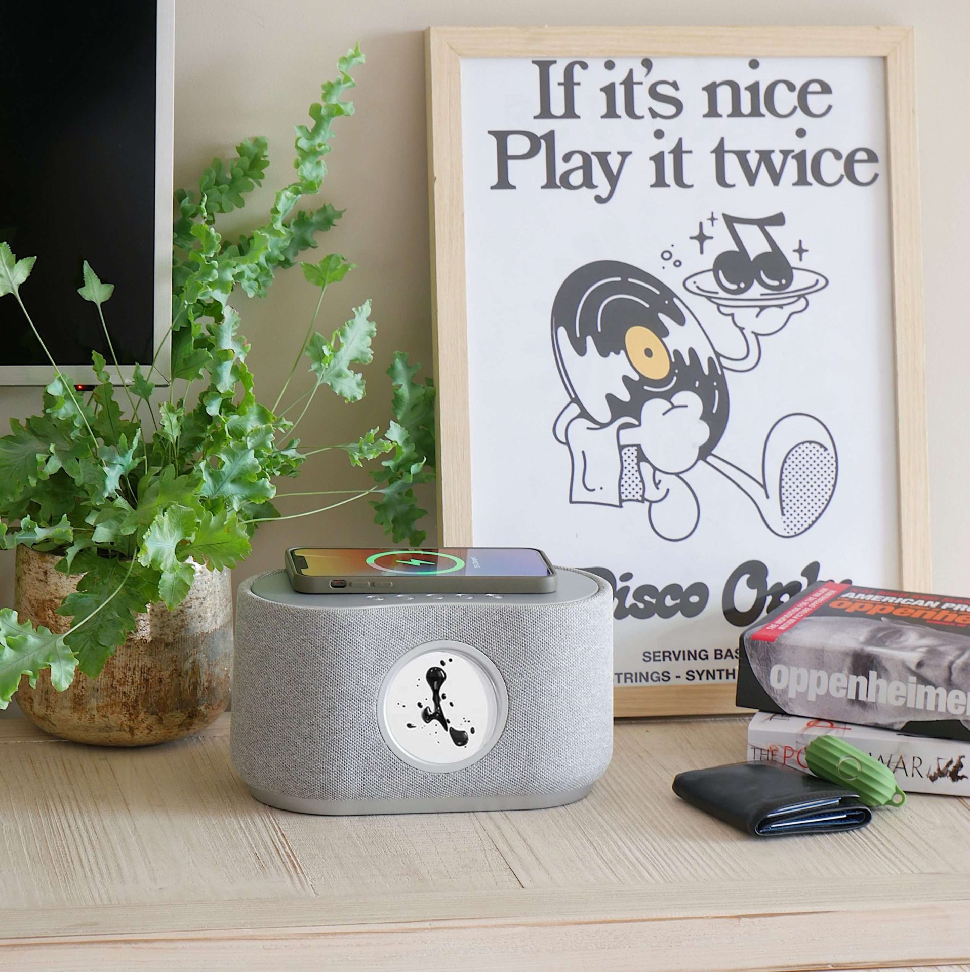 Steepletone Magna Sound Bluetooth Speaker & Wireless Charger