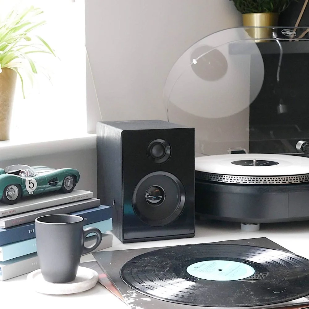 Steepletone Camden 2 Professional Turntable with Auto-Return Bluetooth Transmit & Receive (Black)