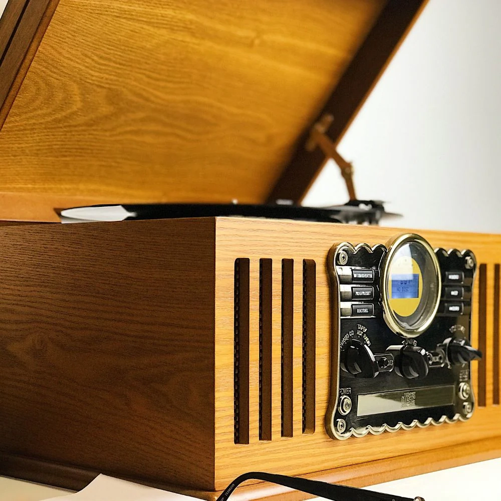 Steepletone Westminster 7 in 1 Bluetooth 3-Speed Nostalgia Record Player DAB+ FM Radio CD Player with Bluetooth